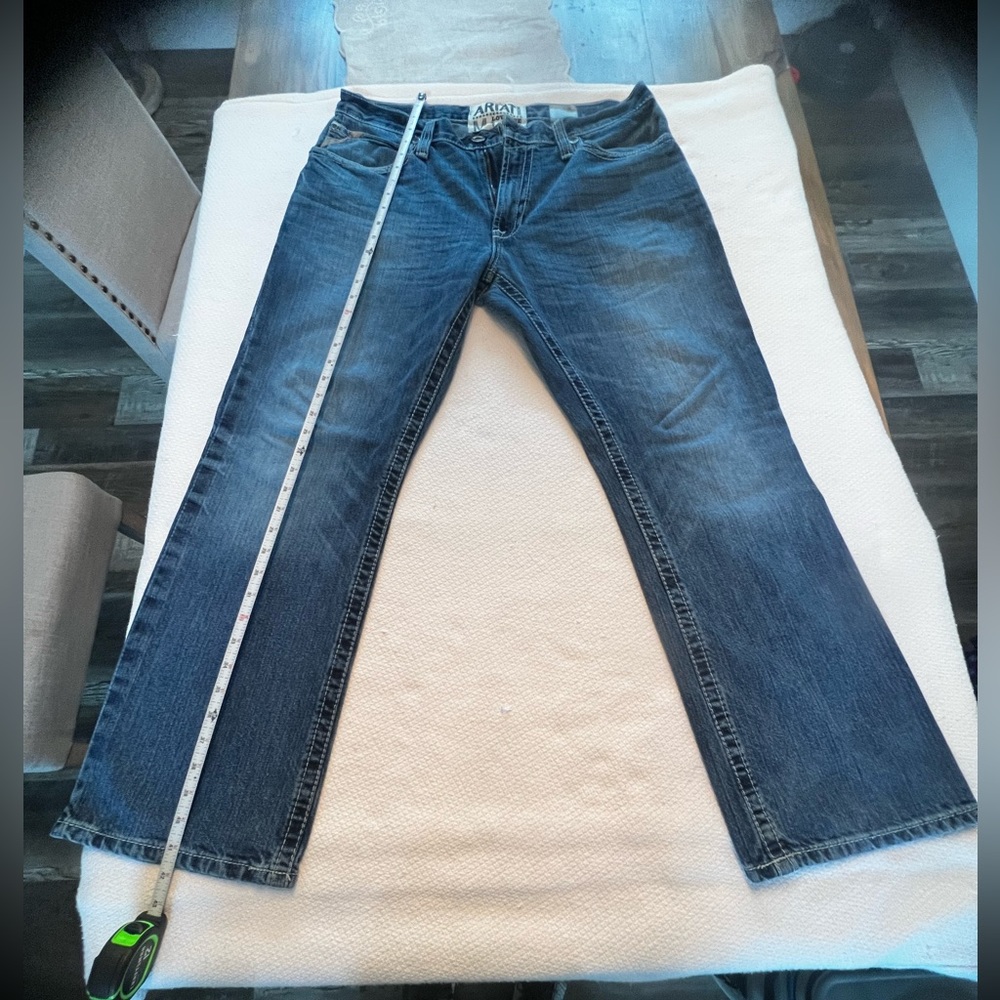 Ariat M4 boot cut jeans in good condition size 34x30